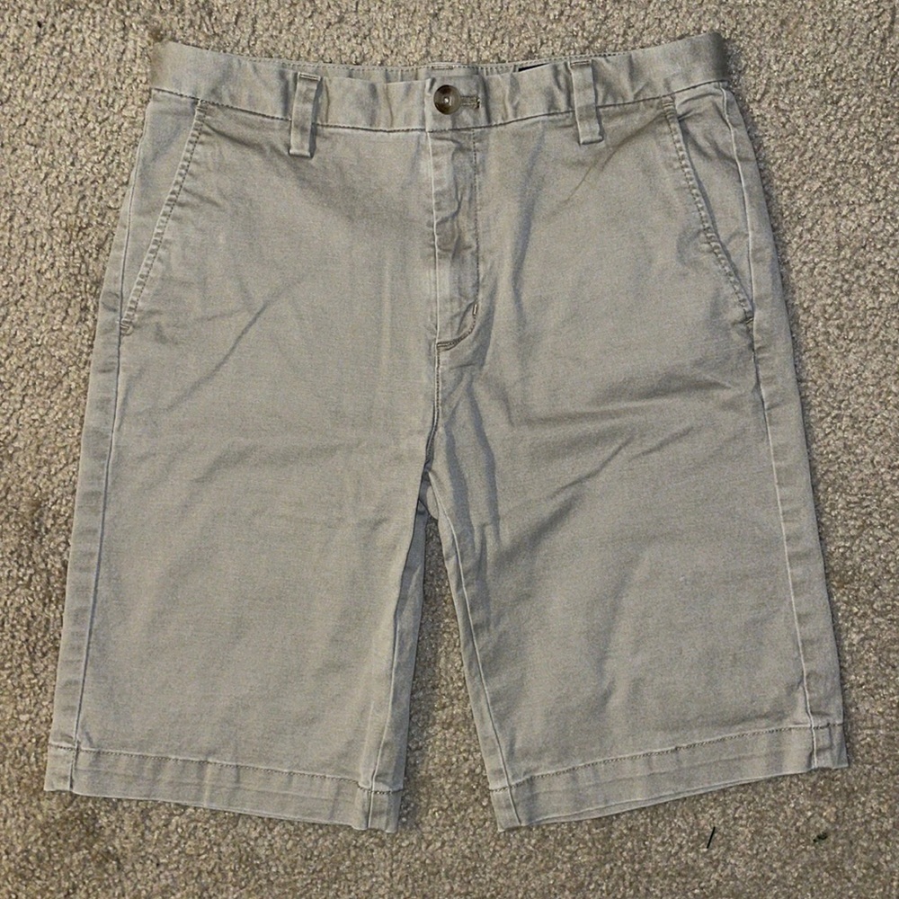 Boys Breaker khaki shorts SZ 12 - adjustable waist- good condition- no stains